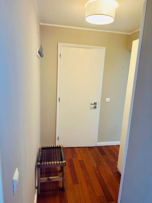 ポルトRenovado Com Ac, 2 Wc Completos, Terraco E Garagemアパートメント エクステリア 写真