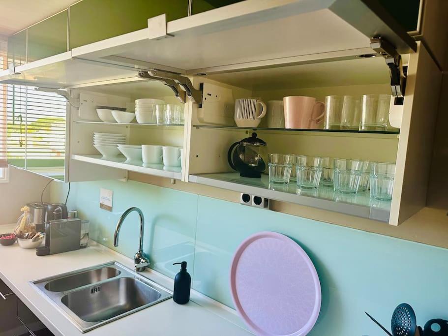 ポルトRenovado Com Ac, 2 Wc Completos, Terraco E Garagemアパートメント エクステリア 写真